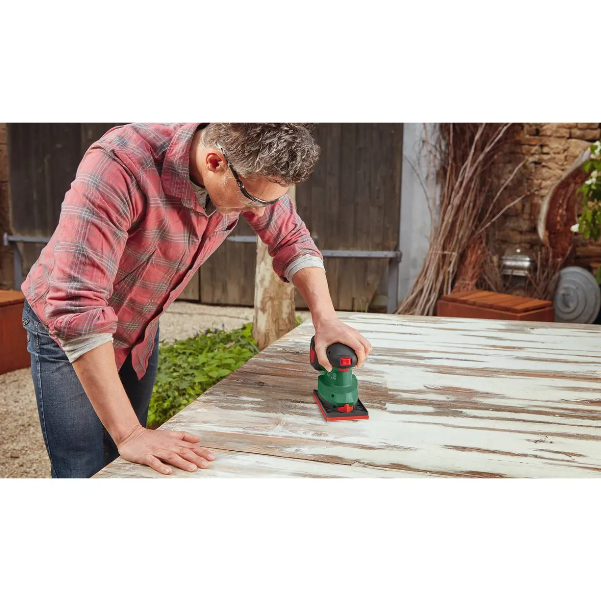 Akkuhiomakone Bosch UniversalSander 18V-10 Solo (ei sis. akkua ja laturia)