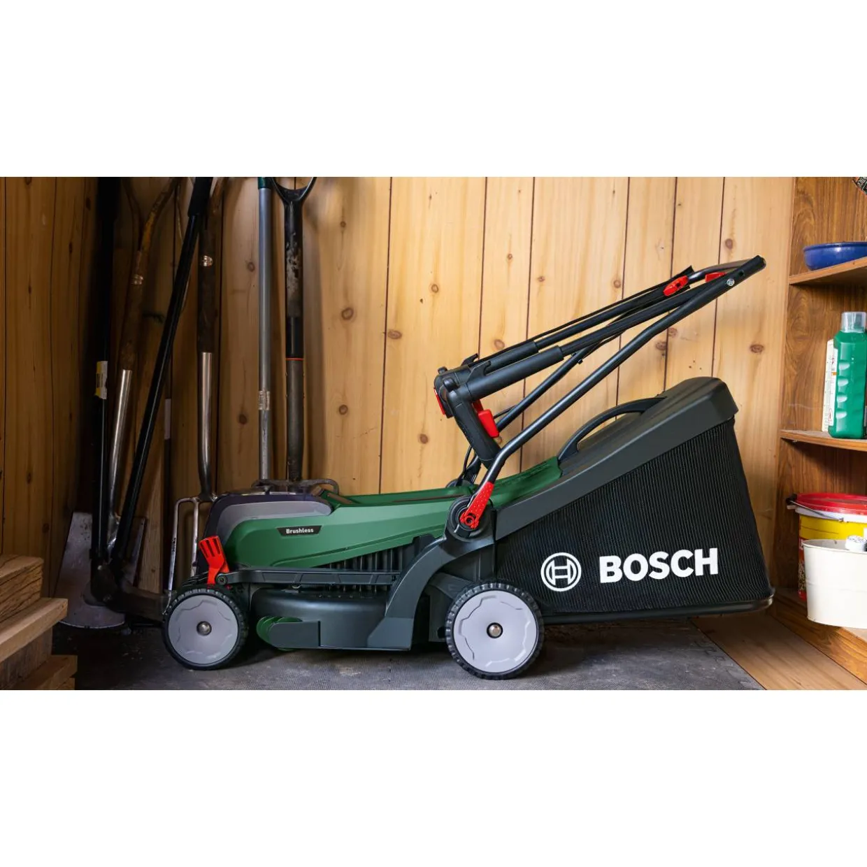 Akkuruohonleikkuri Bosch UniversalRotak 2x18V-37-550 2 x 4,0 Ah