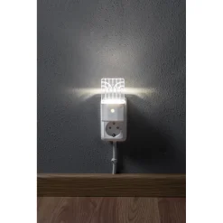 Ava-yövalo 3 LED, hämärätunnistimella