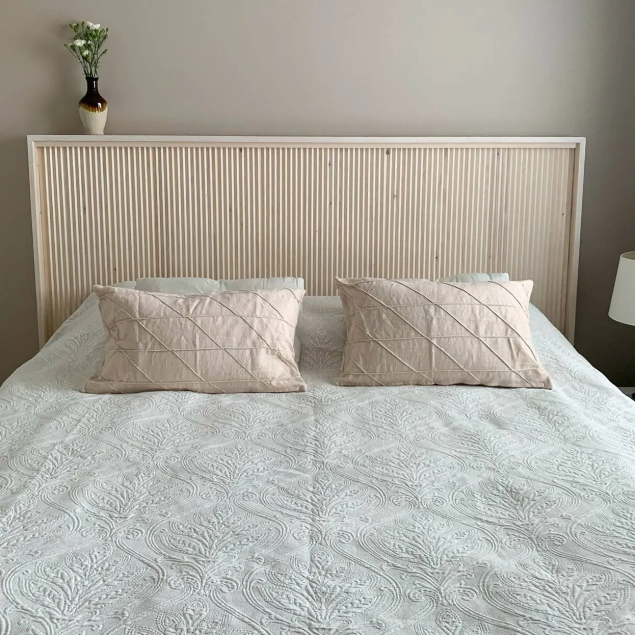 Dyyni-paneeli Cent 15x90x2400, Mänty, Valkolakattu