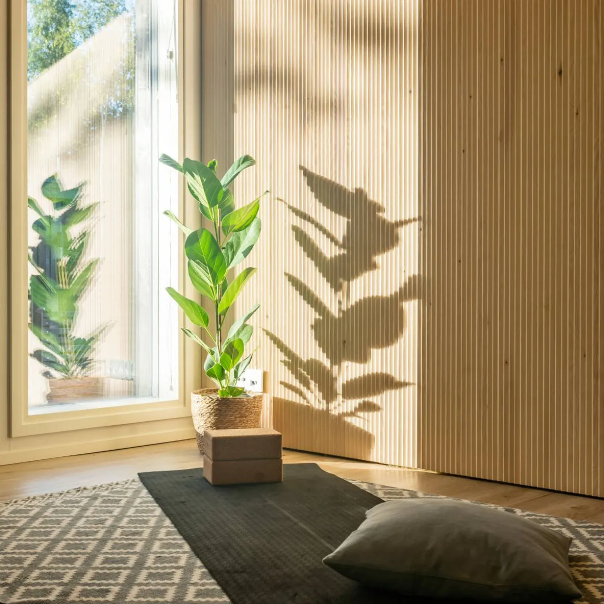 Dyyni-paneeli Cent 15x90x2400, Mänty, Valkolakattu
