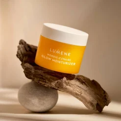 Heleyttävä kosteusvoide Lumene VALO 50 ml