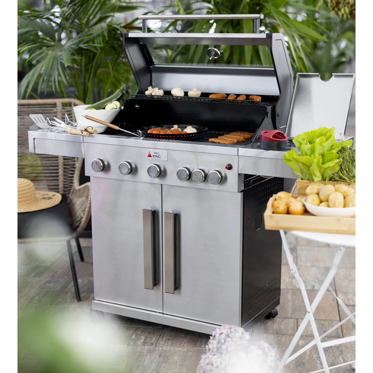 Kaasugrilli BBQ King Pro Series, 5 + 1 poltinta, lasi-ikkuna