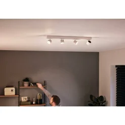 Kohdevalaisin Philips Star 4 x 4,5 W