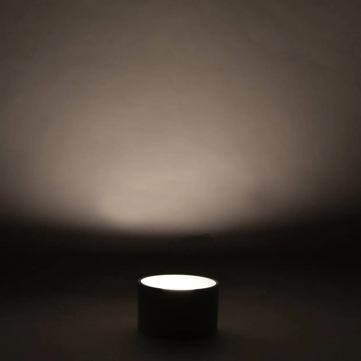 LED-magneettivalo CCT ja Dim, 160lm, Usb-C DC 5V, 2000mAh