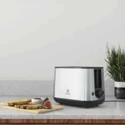 Leivänpaahdin Electrolux E3T1-3ST