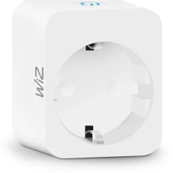 Älypistorasia sisäkäyttöön WiZplug Wi-Fi, valkoinen