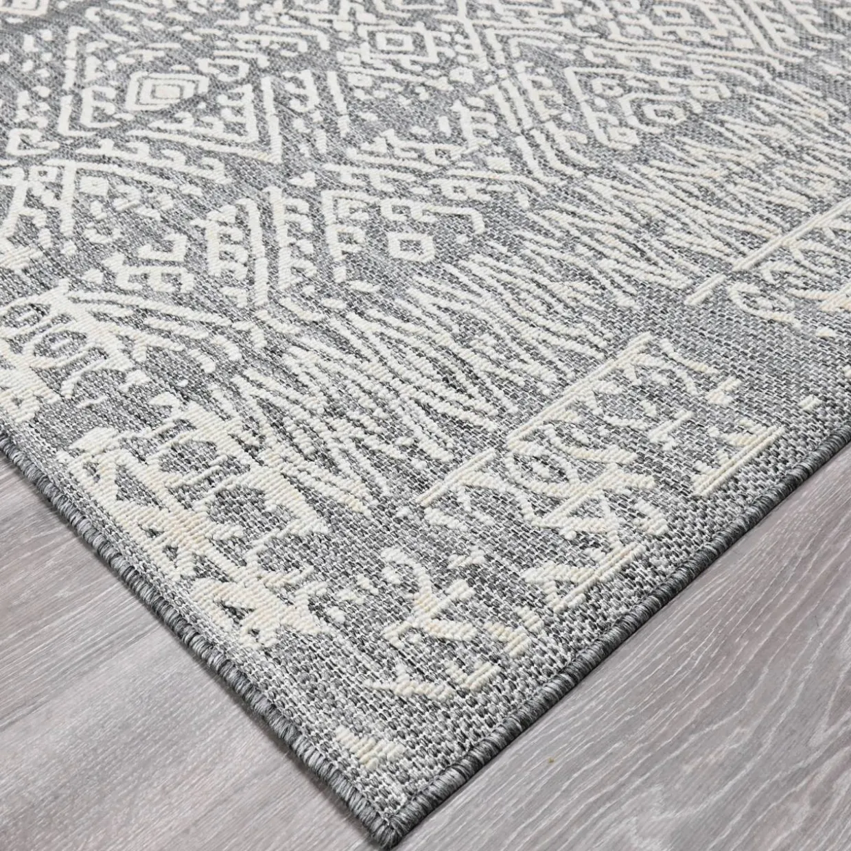 Matto Village's 200 x 290 cm Friida vaaleanharmaa