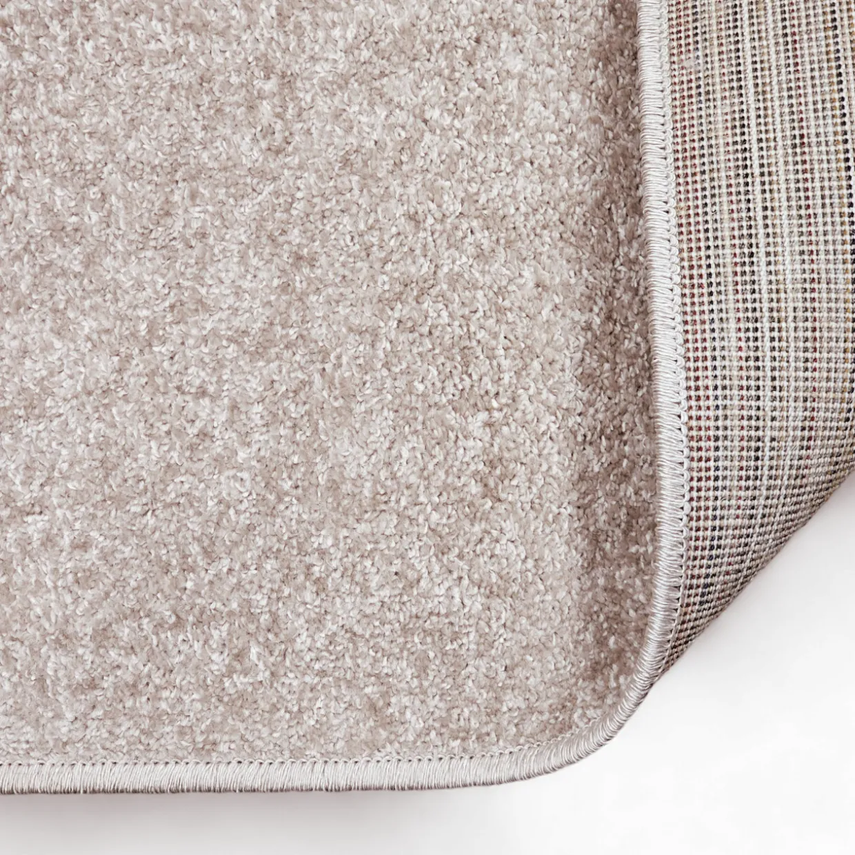 Matto Village's 160 x 235 cm Kanerva beige