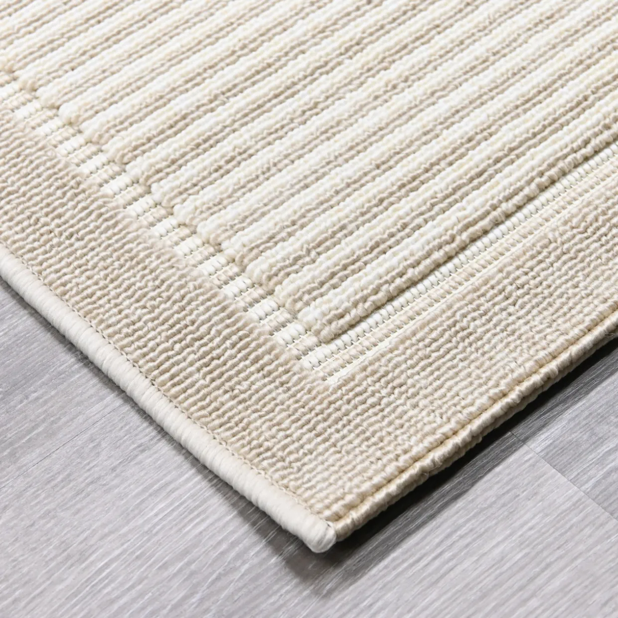 Matto Village's 200 x 290 cm Lumme beige