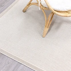 Matto Village's 200 x 290 cm Lumme beige