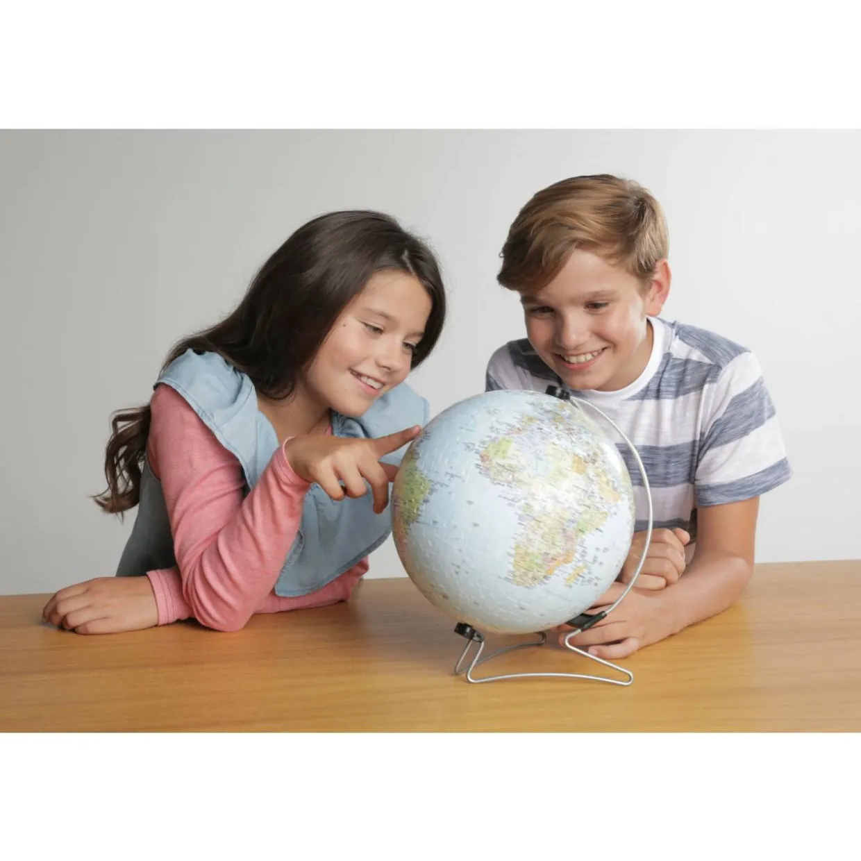 Palapeli Ravensburger 3D World Globe PB 540 palaa