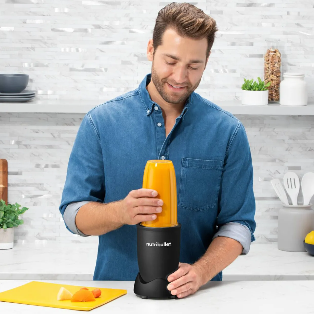 Tehosekoitin Nutribullet Pro musta