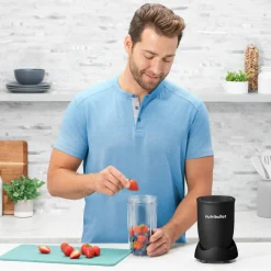 Tehosekoitin Nutribullet Pro musta